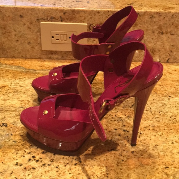 New YSL purple high heels size 9.5. Never worn. - Picture 4 of 5